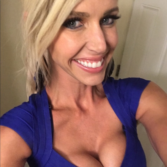 Meet  Your Posher - Picture 1 of 3